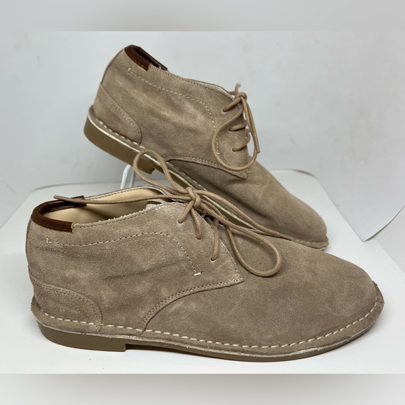 KENNETH COLE NEW YORK Real Deal Sand Suede Chukka Boots / Shoes, NWT, Size 5 - Picture 1 of 9